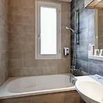 Отель Le Lumiere 3*