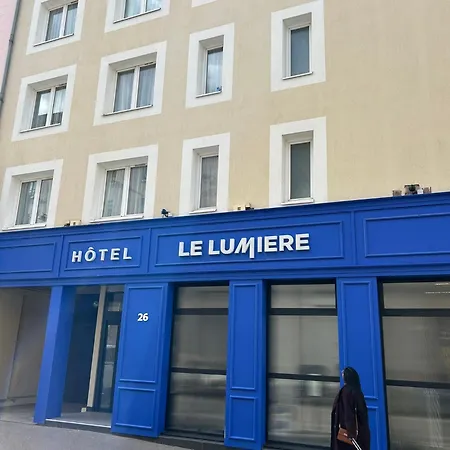 فندق Le Lumiere ليون